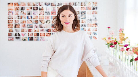 Nữ doanh nhân Emily Weiss, từ trợ lý đến bà chủ startup tỷ đô