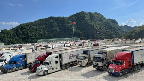 Trung Quốc dừng thông quan hàng hóa 7 ngày Tết Nguyên đán