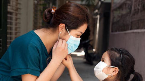 Tỷ lệ trẻ em mắc COVID-19 chiếm từ 5 - 10% tổng số người mắc