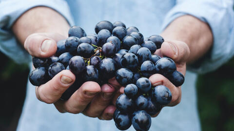 Những phong tục đón năm mới 'độc nhất vô nhị' ở các nước trên thế giới