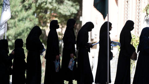 Taliban chính thức ban hành chính sách cấm trẻ em gái đến trường