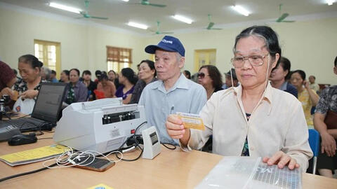 Gộp chi trả lương hưu, trợ cấp bảo hiểm xã hội tháng 1,2/2024 vào trước Tết