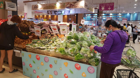 Giá rau xanh tăng mạnh cuối năm