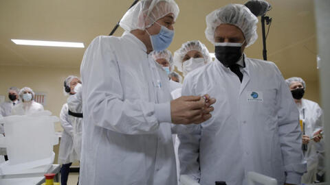 Pháp đề xuất trộn vắc xin Covid-19 để hạn chế mối lo ngại về đông máu