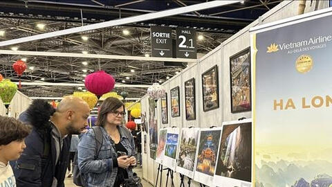 Không gian Văn hoá Việt Nam toả sáng tại 'Hội chợ châu Á 2023' tại Pháp