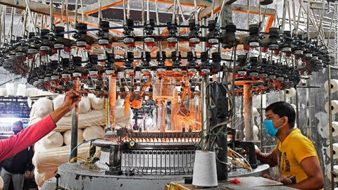 Thảm họa COVID-19 của Ấn Độ có thể làm tình trạng thiếu hụt nguồn cung toàn cầu