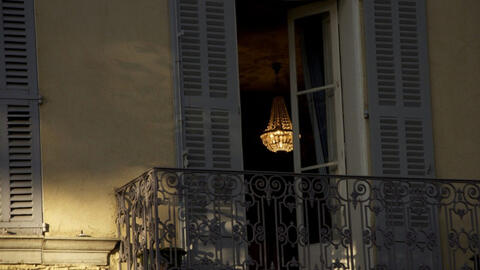 Giải mã biểu tượng địa vị bí mật của giới siêu giàu, nơi chiếc rèm cửa sổ trở thành công cụ khoe sự "xa xỉ thầm lặng"