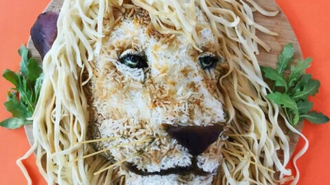 Bà mẹ gây 'bão mạng' với tuyệt chiêu trang trí đồ ăn hình thú vật sống động như thật