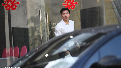 Đoàn Văn Hậu lộ diện bánh bảo, lên siêu xe 5 tỷ đi đón cô dâu Doãn Hải My