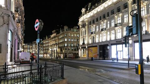 London vắng tanh vì nỗi sợ dịch virus corona