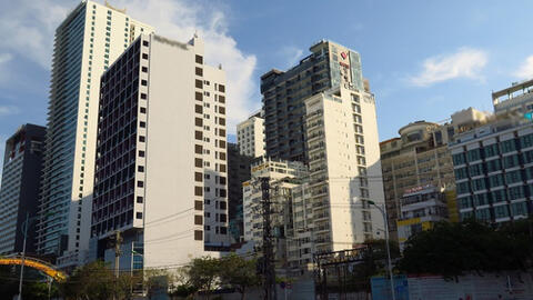 Hàng loạt khách sạn rao bán do ảnh hưởng của dịch bệnh