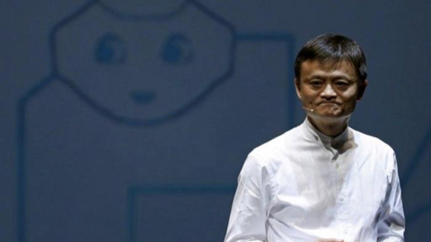 Người sáng lập Alibaba - Jack Ma dành thời gian cho hoạt động từ thiện và vẽ tranh