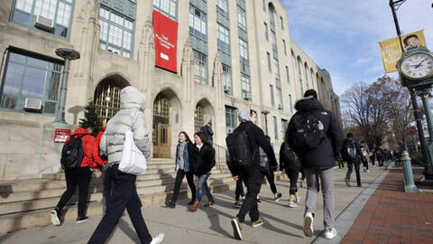 Bộ Ngoại giao Mỹ lên tiếng về sự việc sinh viên quốc tế bị buộc phải về nước nếu trường học online