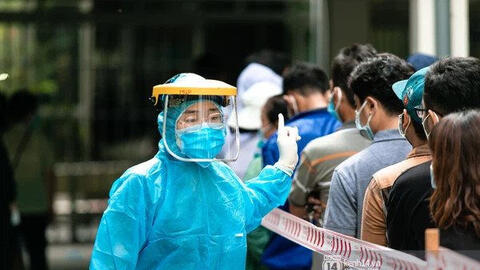 Thêm 11.811 ca mắc COVID-19 trong ngày 24/11, TP.HCM có 1.666 ca