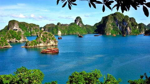 Báo Mỹ bình chọn vịnh Hạ Long là 1 trong 50 kỳ quan du lịch thiên nhiên thế giới