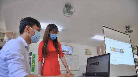 Học sinh tiểu học tại TP.HCM sẽ học online 10 tuần đầu năm học mới