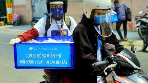 Thôi kệ, lá rách đùm lá tả tơi!