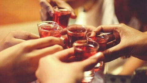 Ép người khác uống rượu bia có thể bị "phạt nguội" như vi phạm giao thông