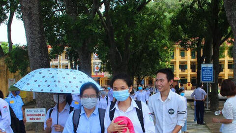 Hơn 300 học sinh đang cách ly tập trung tại nhiều trường, Hải Dương cho học sinh học online từ ngày 17/2