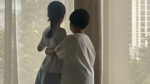 Hình ảnh đáng yêu của con trai và con gái cưng được chính Đặng Thu Thảo tiết lộ