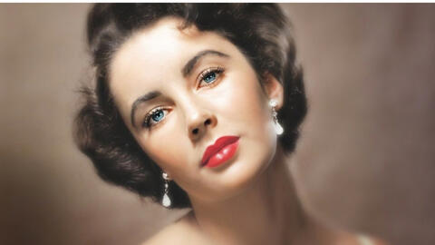 Màu son đỏ và hành trình của biểu tượng nữ quyền