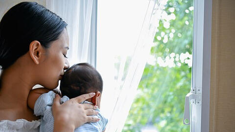 Có thể phải mất 2 năm chuẩn bị hành trang để “lên chức” cha mẹ