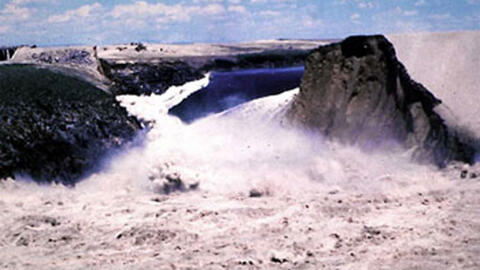 Vỡ đập ở Nga, 11 người chết