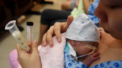 Hơn 2000 lít sữa mẹ cho trẻ sinh  non ở Sài Gòn