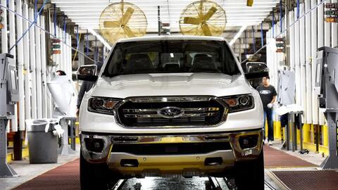 Ford, GM và FCA đóng cửa nhà máy đến hết tháng 3 vì có nhân viên nhiễm COVID-19