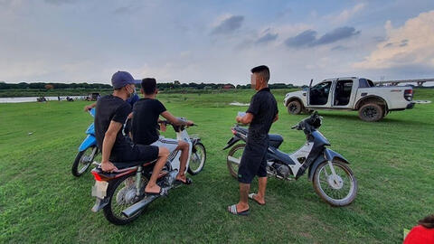 UBND quận Long Biên thông tin về việc "thu phí" ở bãi sông Hồng