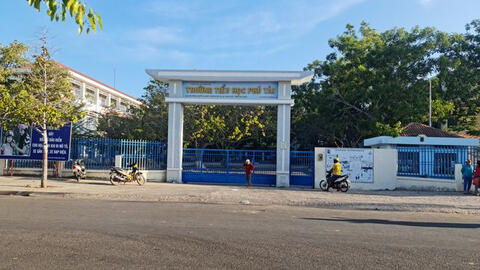 Bị tố cáo dùng thước đánh học sinh, cô giáo trẻ rơi từ tầng 1 xuống không rõ nguyên nhân