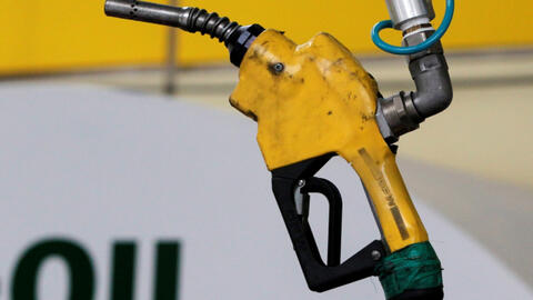 Giá dầu lại vượt ngưỡng 100 USD