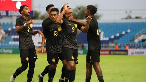 Malaysia thắng nghẹt thở, gây áp lực lớn cho Thái Lan ở cuộc đua giành vé đi tiếp