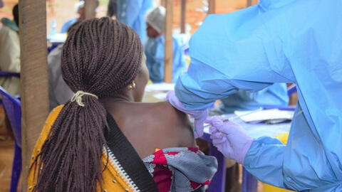 Sự bất bình đẳng vaccine ẫn tới sự xuất hiện của biến thể mới Omicron