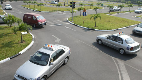 TP.HCM: Giáo viên dạy lái xe mua bằng giả qua mạng