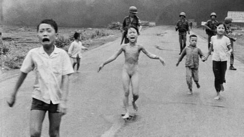 ‘Em bé napalm’ vào top ảnh gây chấn động lịch sử