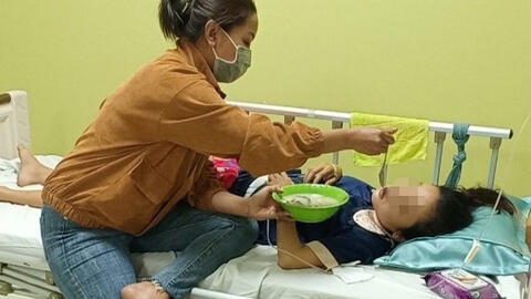 Điều tra vụ việc nữ tiếp viên quán karaoke nhảy lầu bỏ trốn vì bị 'ép' bán thận