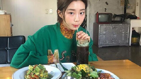 Người có 5 thói quen này ít mắc ung thư hơn, nhiều người không làm được việc đầu tiên