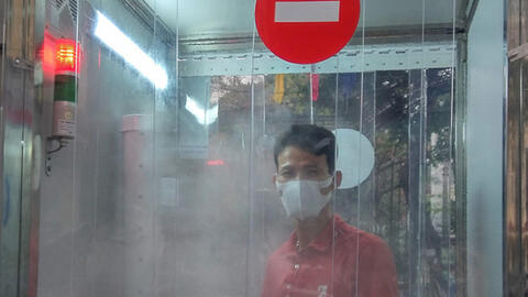 Thử nghiệm buồng khử khuẩn toàn thân di động “made in Vietnam” phòng dịch Covid-19