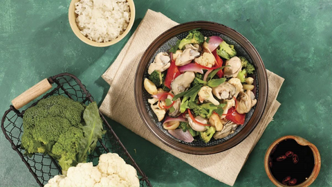 Món ngon mỗi ngày: Hàu xào bông cải