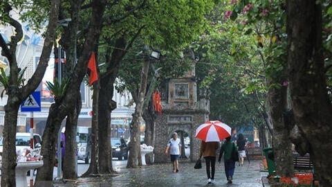 Không khí lạnh ảnh hưởng khu vực Bắc Bộ, gây mưa từ đêm 24/4