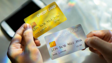 Không dùng thẻ tín dụng liệu có phải là quyết định đúng đắn ở thời điểm bây giờ?