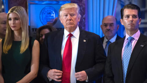 Tổng chưởng lý New York triệu tập ông Trump và 2 người con