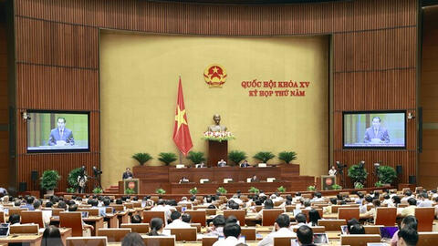 Kỳ họp thứ 5, Quốc hội khóa XV: Thảo luận hai dự án luật