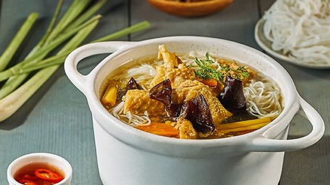 Món ngon mỗi ngày: Bún gà xáo sả