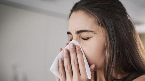 Dấu hiệu phân biệt cảm lạnh và Covid-19