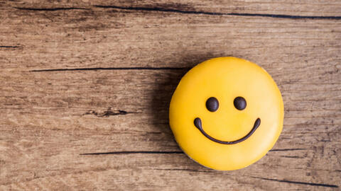 Hãy giữ trên môi những nụ cười