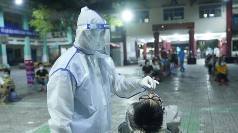 UBND TPHCM yêu cầu cung cấp tổng số ca test nhanh dương tính SARS-CoV-2 tại địa bàn