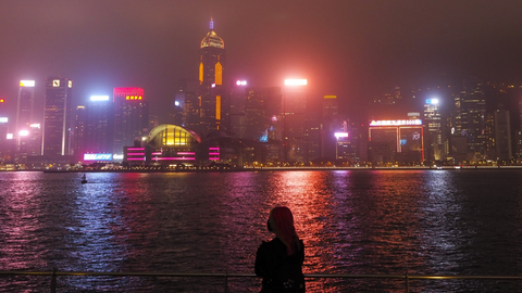 Đến lượt Hong Kong hóa “thị trấn ma” do dịch bệnh virus Corona