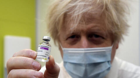 Hơn 10 nước châu Âu và Đông Nam Á đã dừng tiêm vaccine Covid-19 của AstraZeneca.